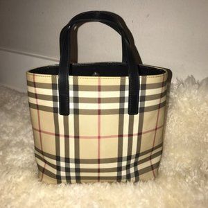 burberry tote